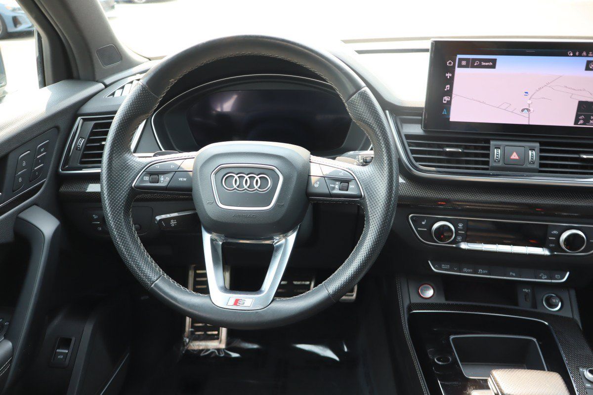 Used 2022 Audi SQ5 Premium Plus w/ Premium Plus Package AWD/4WD image 13