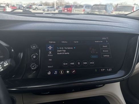 Certified 2021 Buick Envision Essence FWD image 13