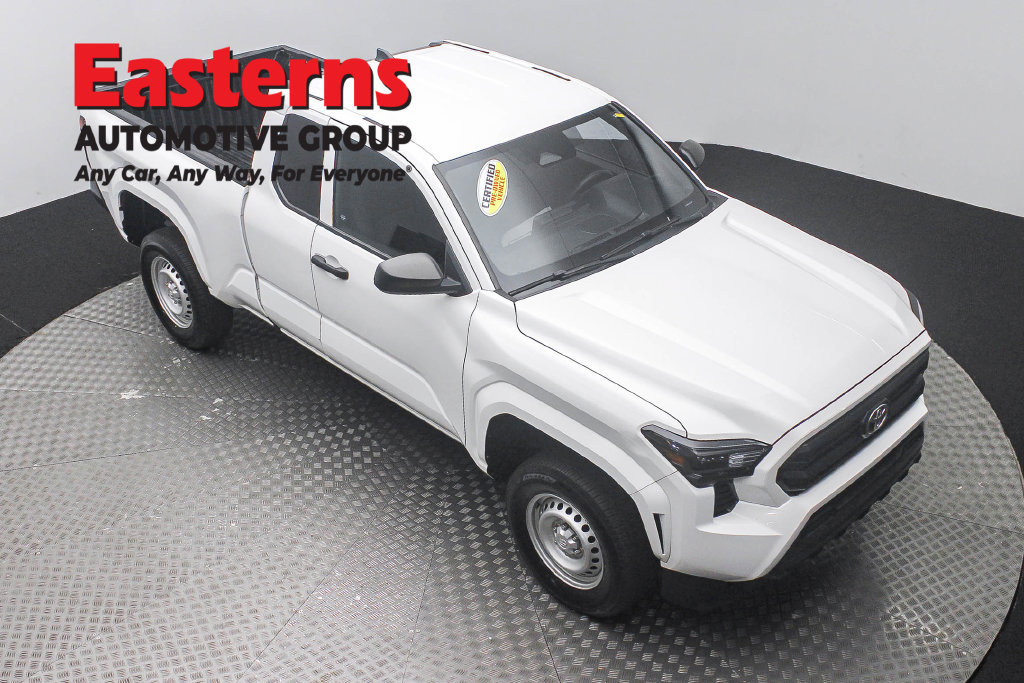 Used 2024 Toyota Tacoma SR RWD image 4