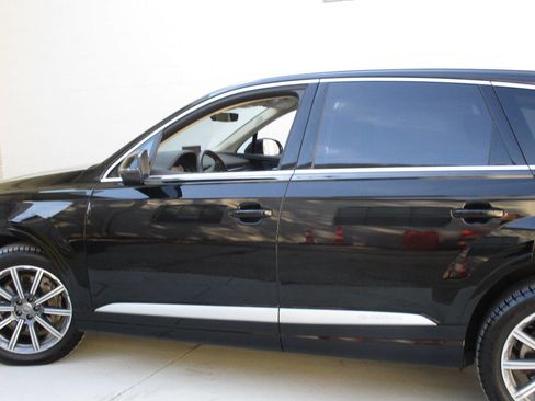 Used 2018 Audi Q7 3.0T Prestige w/ Prestige Package image 62