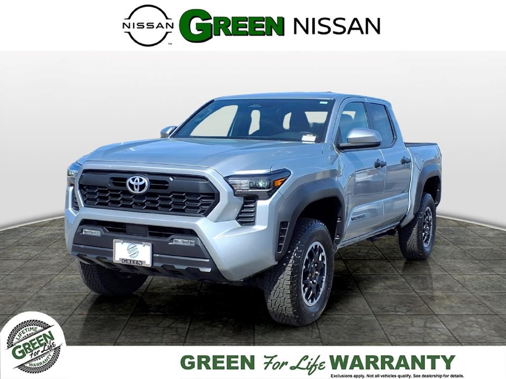 Used 2024 Toyota Tacoma TRD Off-Road AWD/4WD image 1