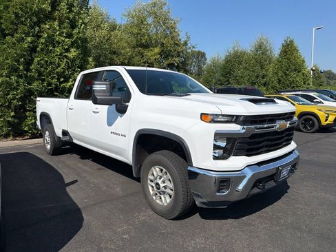 Used 2026 Chevrolet Silverado 2500 LT AWD/4WD image 5