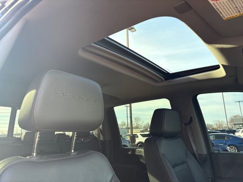 Used 2020 GMC Sierra 2500 Denali w/ Denali Ultimate Package image 9