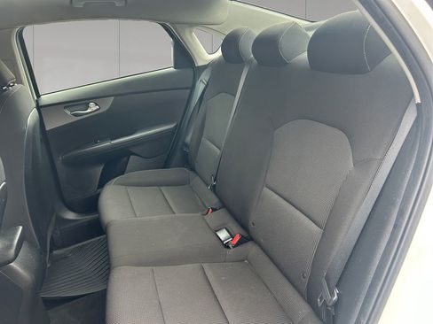 Used 2021 Kia Forte Sedan FWD image 16
