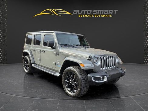 Used 2021 Jeep Wrangler Unlimited Sahara w/ Cold Weather Group image 8