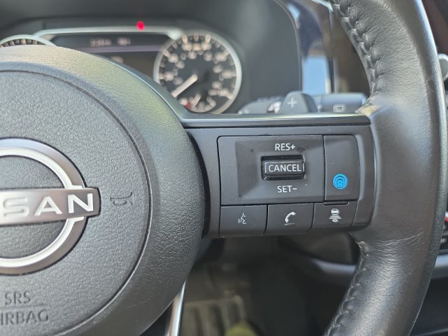 Used 2024 Nissan Pathfinder SV FWD image 17