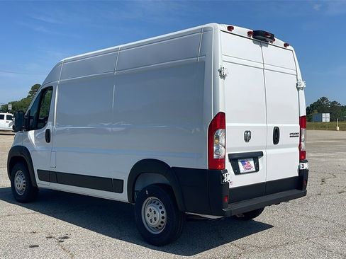 New 2025 RAM ProMaster 2500 image 5
