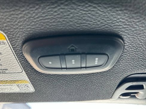 Used 2024 Jeep Wrangler Unlimited w/ Convenience Group AWD/4WD image 27