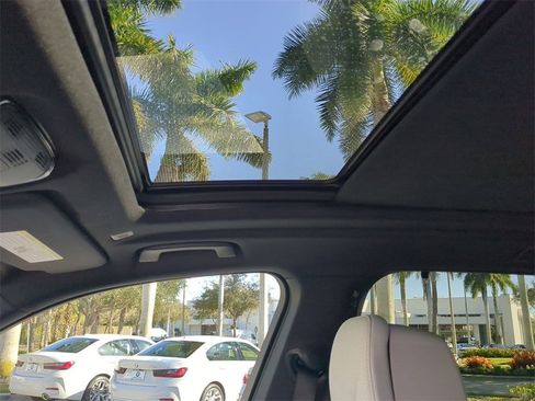 New 2026 BMW X5 xDrive40i w/ Executive Package image 20