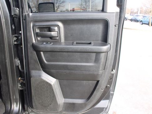 Used 2015 RAM 1500 Express image 22