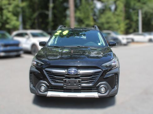 Used 2024 Subaru Outback Limited AWD/4WD image 17