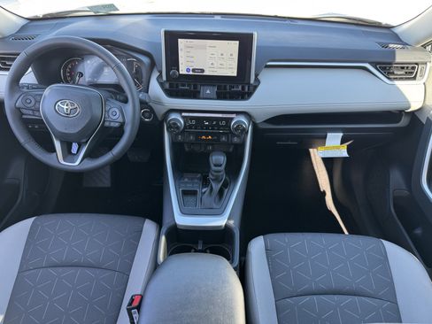 New 2025 Toyota RAV4 XLE image 4