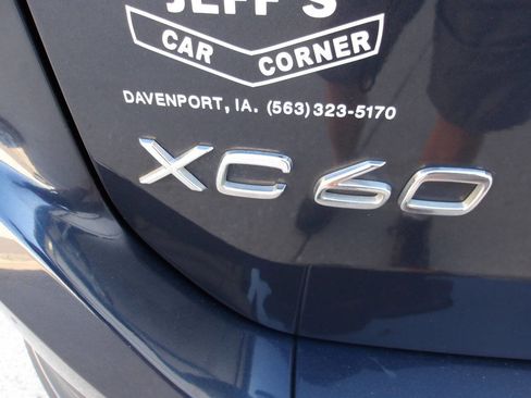 Used 2015 Volvo XC60 T6 w/ Proximity Package AWD/4WD image 41