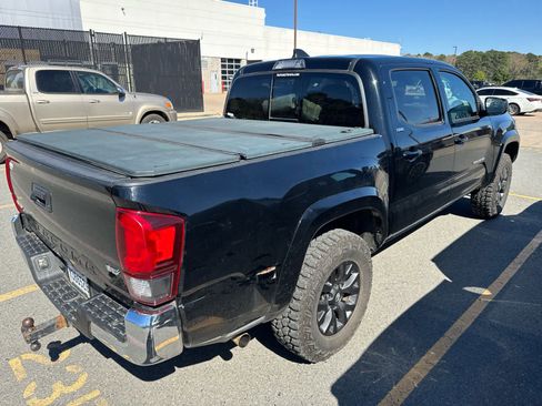 Used 2021 Toyota Tacoma SR5 image 4