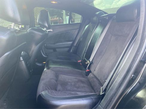 Used 2023 Dodge Charger R/T w/ Plus Group RWD image 10