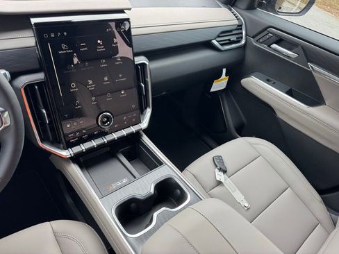 New 2026 GMC Acadia Elevation w/ Super Cruise Package image 30