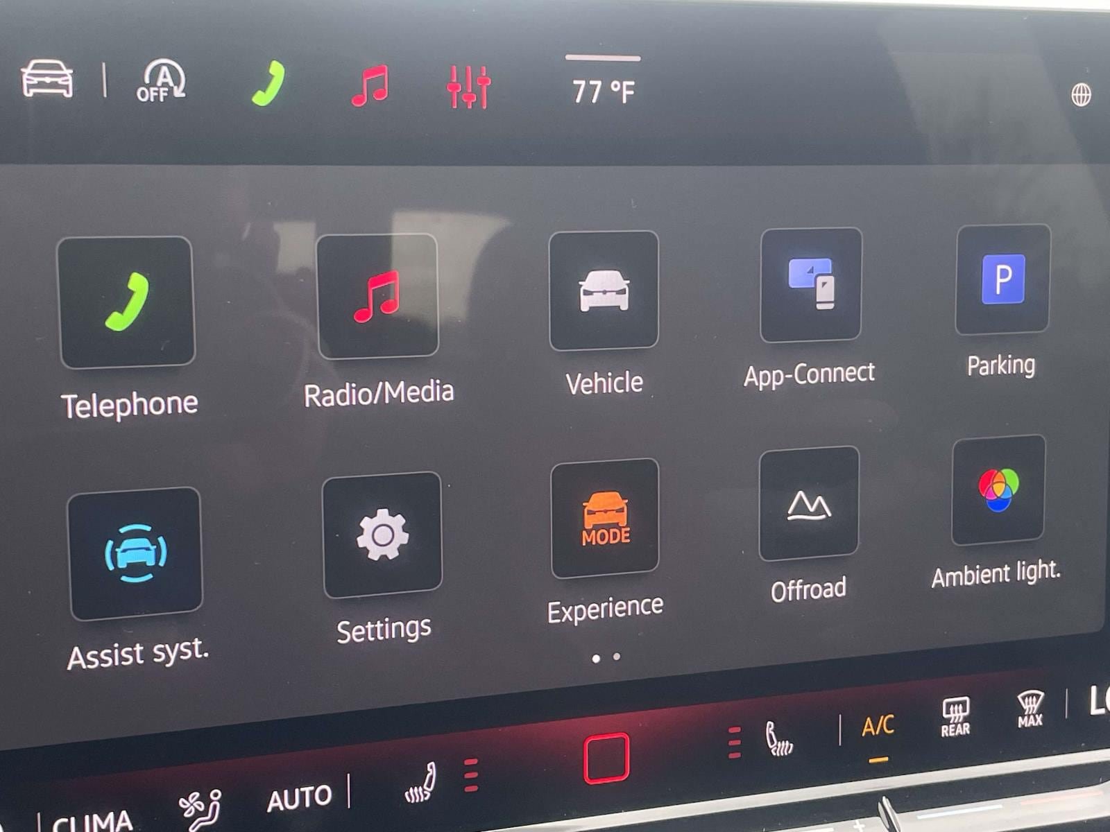 New 2026 Volkswagen Tiguan SE R-Line AWD/4WD image 27