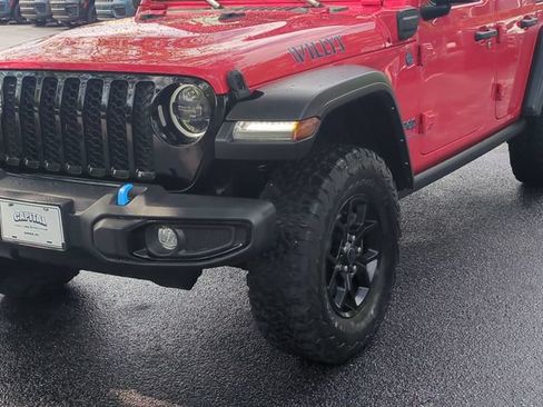 Used 2024 Jeep Wrangler Unlimited AWD/4WD image 9