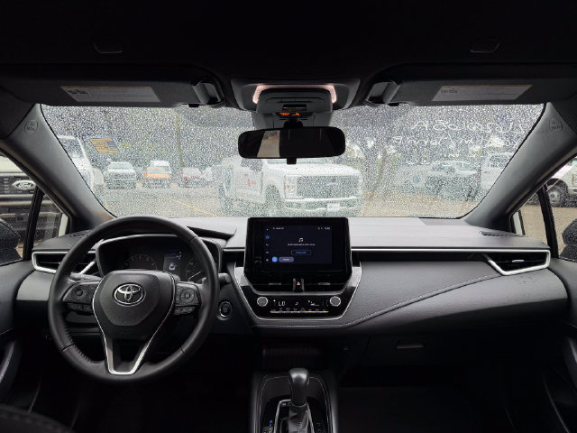 Used 2025 Toyota Corolla Hatchback FWD image 16
