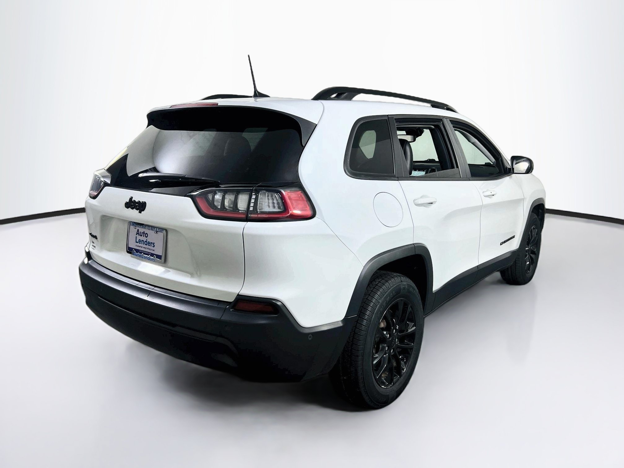 Used 2023 Jeep Cherokee Altitude Lux w/ Lux Elite Package AWD/4WD image 5