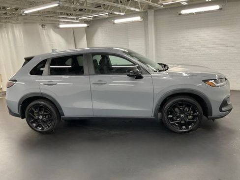 Certified 2023 Honda HR-V Sport image 6