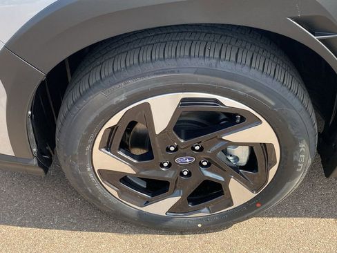 Used 2025 Subaru Crosstrek 2.5i Limited w/ Crosstrek Mirror Package image 10