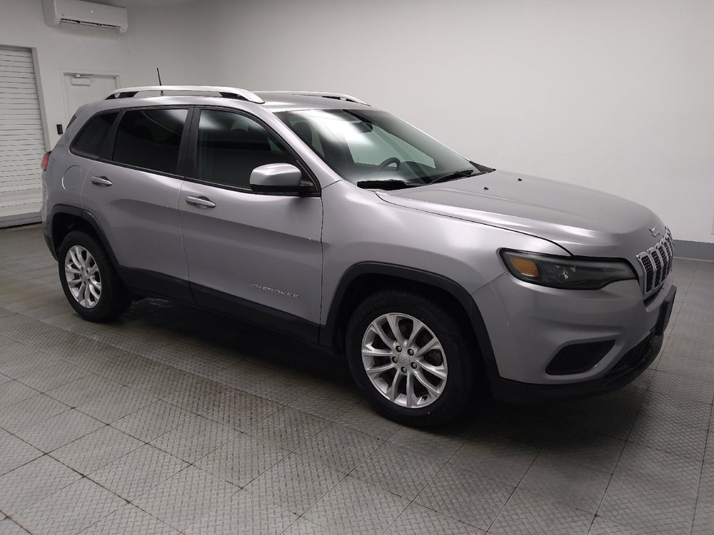 Used 2020 Jeep Cherokee Latitude FWD image 11