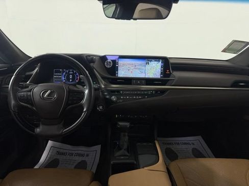 Used 2021 Lexus ES 350 Ultra Luxury w/ Accessory Package FWD image 20