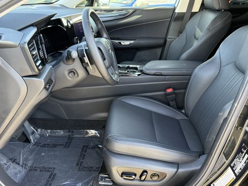 Certified 2025 Lexus NX 250 FWD w/ Premium Package image 20
