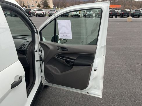 Used 2020 Ford Transit Connect XL image 22