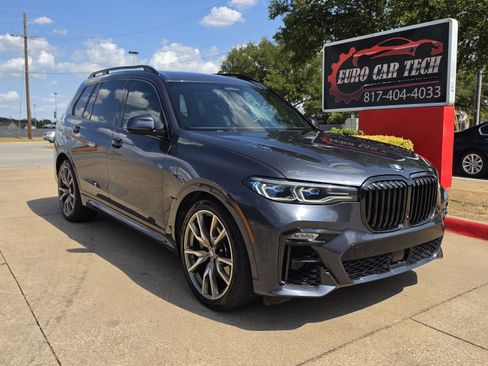 Used 2020 BMW X7 M50i w/ Dynamic Handling Package AWD/4WD image 6