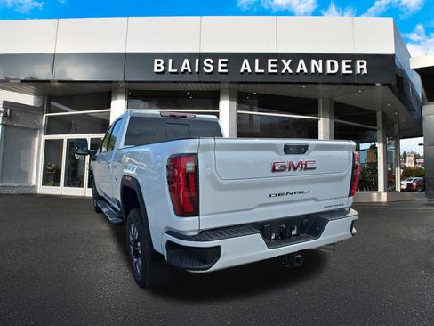 New 2026 GMC Sierra 2500 Denali w/ Technology Package AWD/4WD image 6