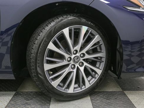 Used 2019 Lexus ES 350 image 14