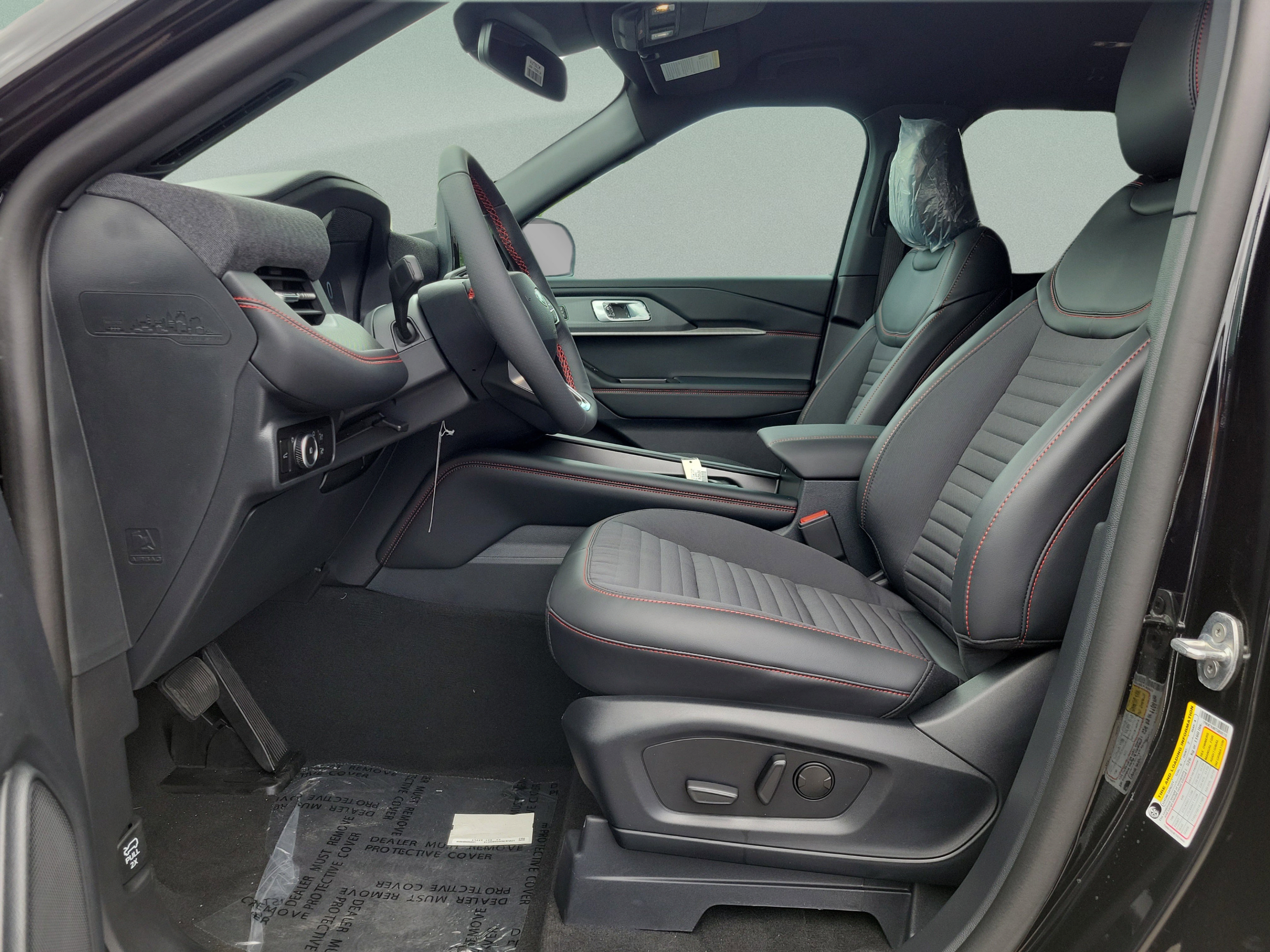 New 2026 Ford Explorer ST-Line w/ ST-Line Street Pack RWD image 17