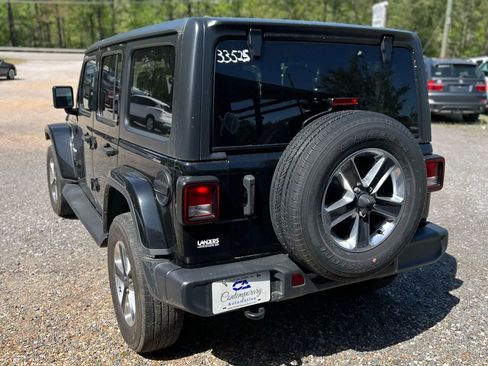 Used 2021 Jeep Wrangler Unlimited Sahara image 2