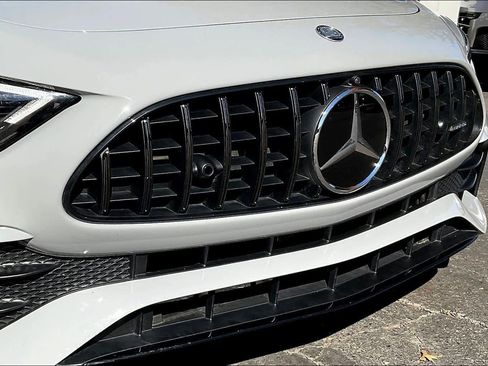 Used 2024 Mercedes-Benz SL 43 AMG image 32