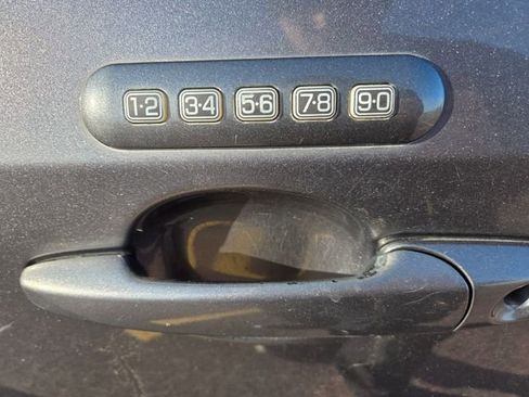 Used 2010 Ford Edge Limited image 13