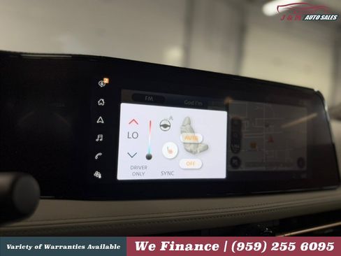 Used 2023 Nissan Ariya FWD image 18