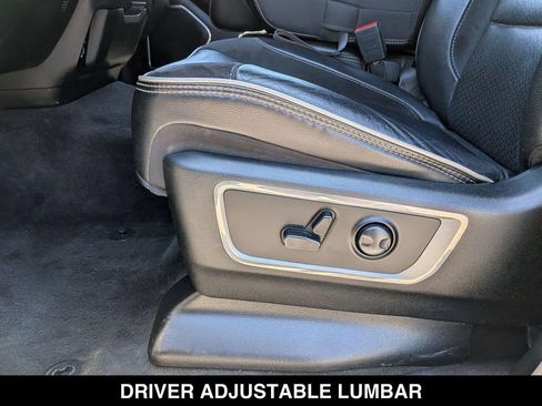 Used 2023 RAM 1500 Laramie AWD/4WD image 16