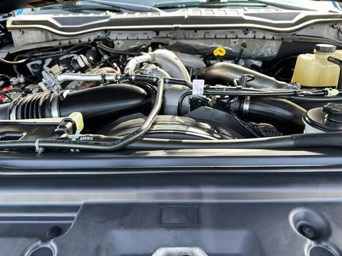 Used 2021 Ford F250 Lariat w/ Tremor Off-Road Package AWD/4WD image 9