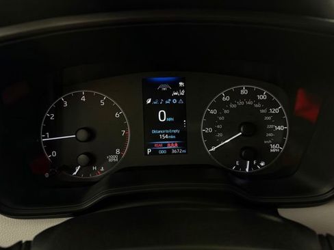 Used 2025 Toyota Corolla SE image 18
