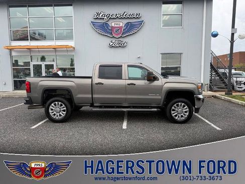Used 2017 GMC Sierra 2500 4x4 Crew Cab w/ Sierra Convenience Package image 1