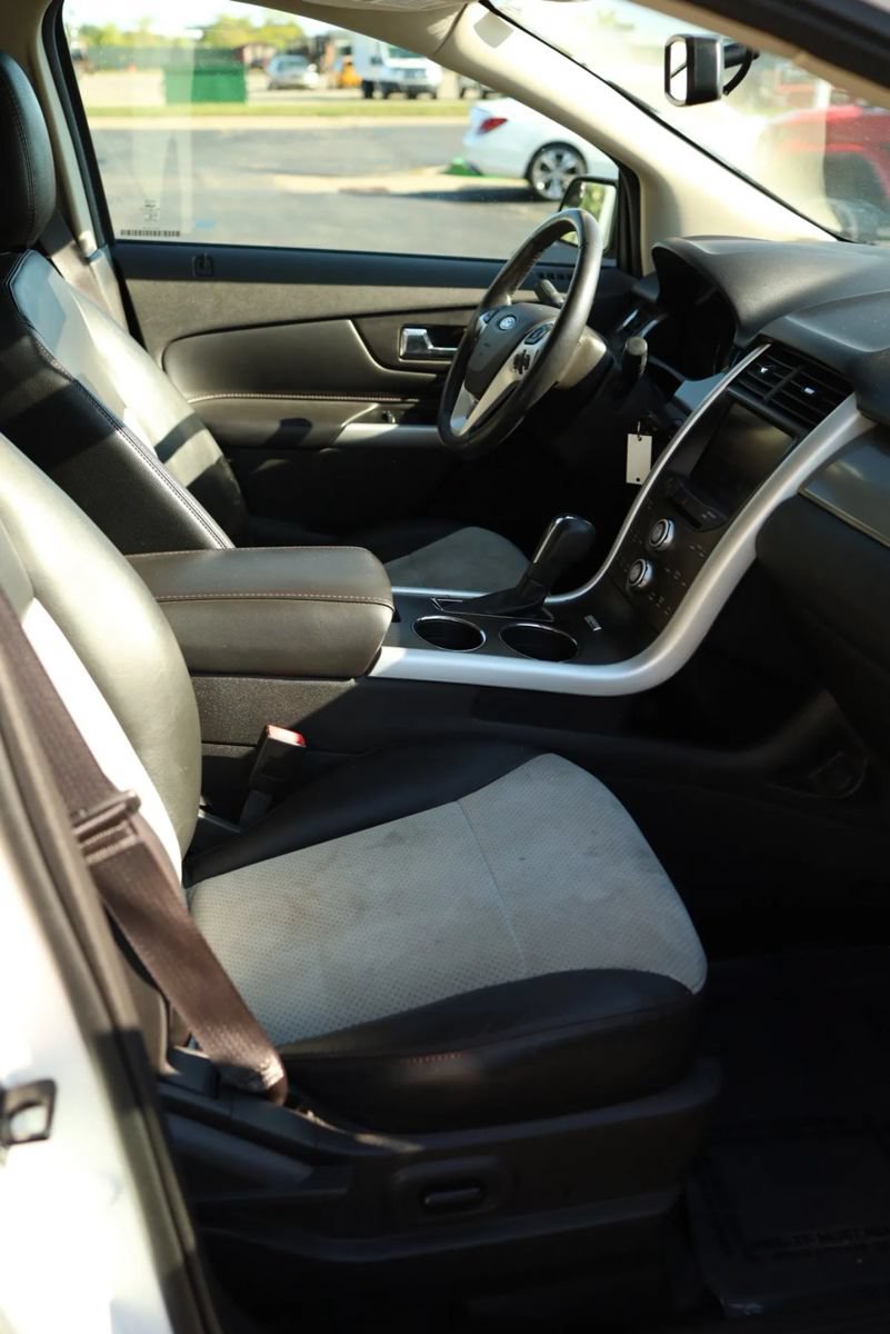Used 2014 Ford Edge SEL w/ Equipment Group 205A AWD/4WD image 44