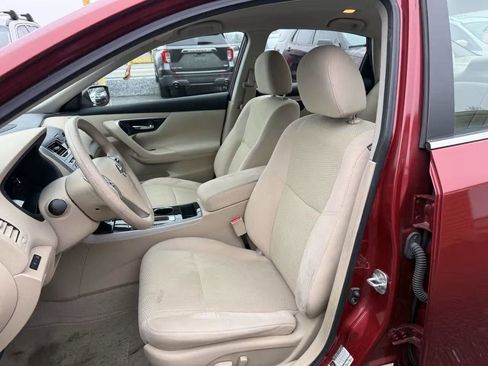 Used 2014 Nissan Altima 2.5 SV FWD image 10