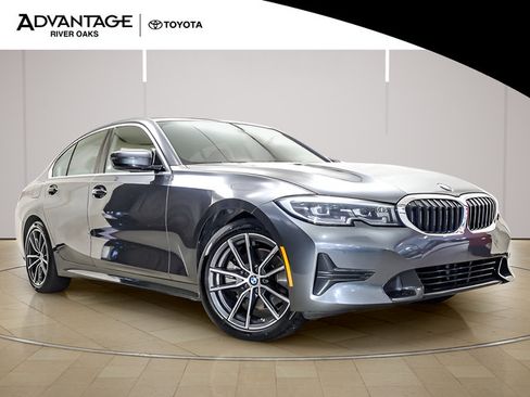 Used 2022 BMW 330i xDrive Sedan w/ Premium Package 2 AWD/4WD image 2