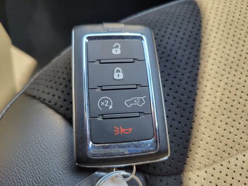 Used 2023 Jeep Grand Cherokee L Laredo AWD/4WD image 23