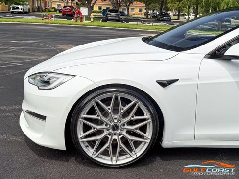 Used 2022 Tesla Model S Plaid AWD/4WD image 37