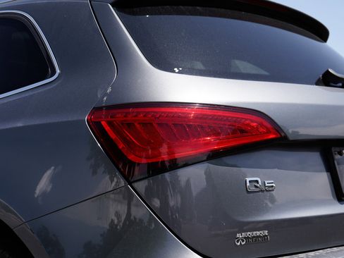 Used 2014 Audi Q5 2.0T Premium Plus w/ Premium Plus Package AWD/4WD image 5