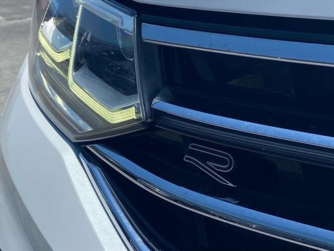 Certified 2022 Volkswagen Tiguan SEL R-Line AWD/4WD image 5