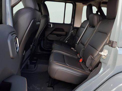 New 2025 Jeep Wrangler Unlimited Rubicon 392 image 10